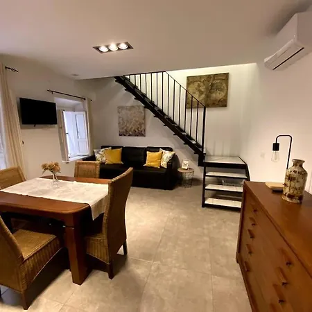 Apartamento Moderno Duplex En La Tacita De Plata